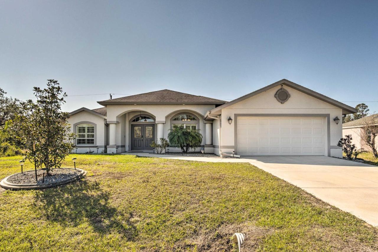 Beautiful Port Charlotte Home, 6 Mi To Beach! Exterior photo